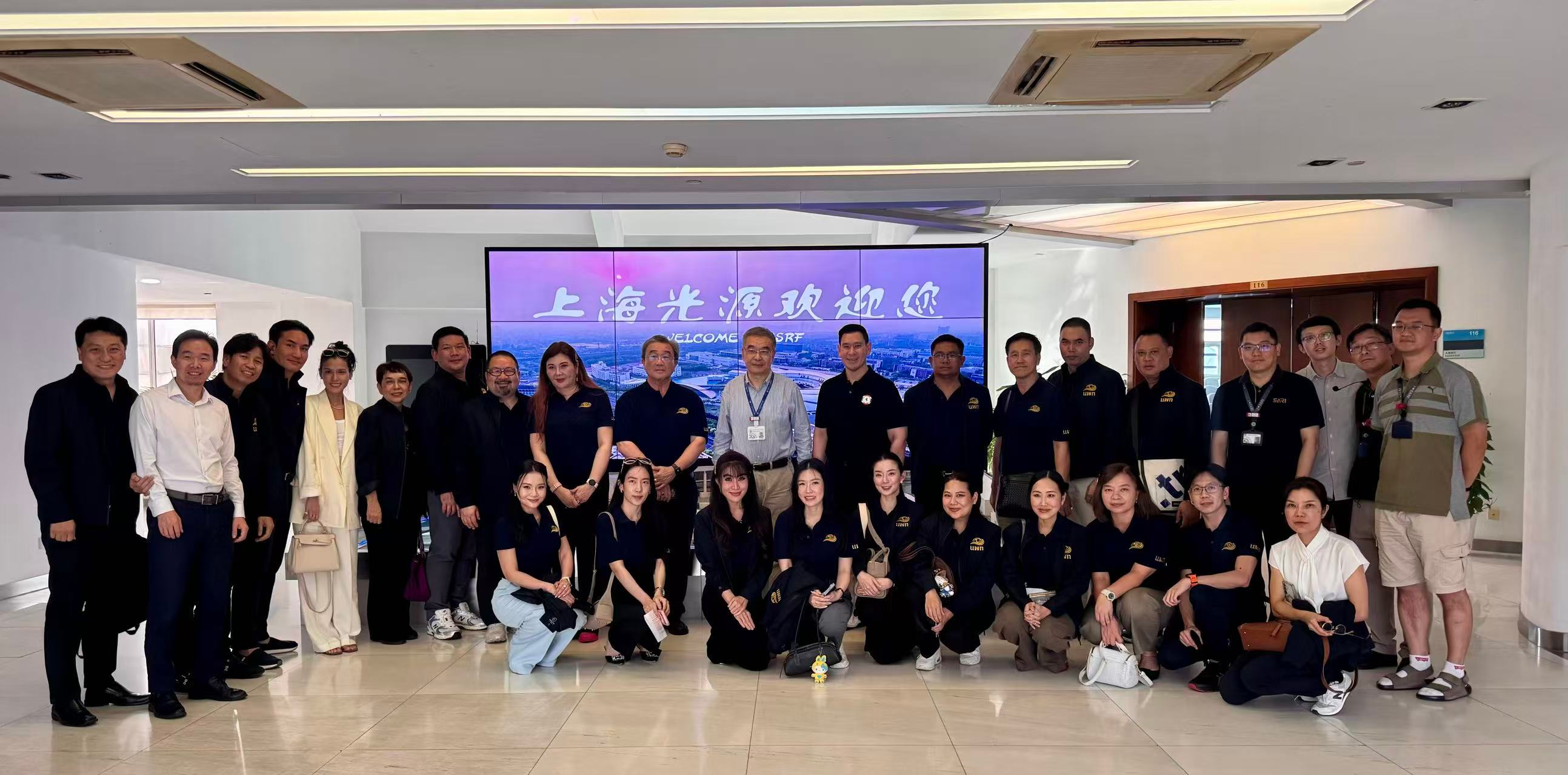 Delegation of Thailand’s Health Innovation and Medical Leadership Initiative Visits SARI